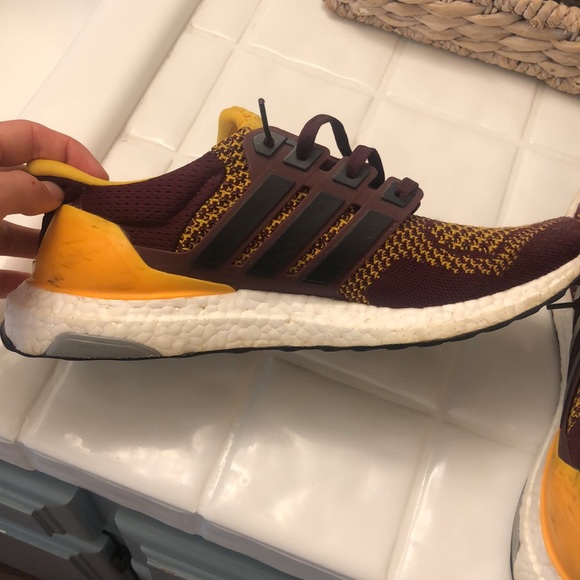 ULTRABOOST 1.0 \'ARIZONA STATE SUN DEVILS\'.